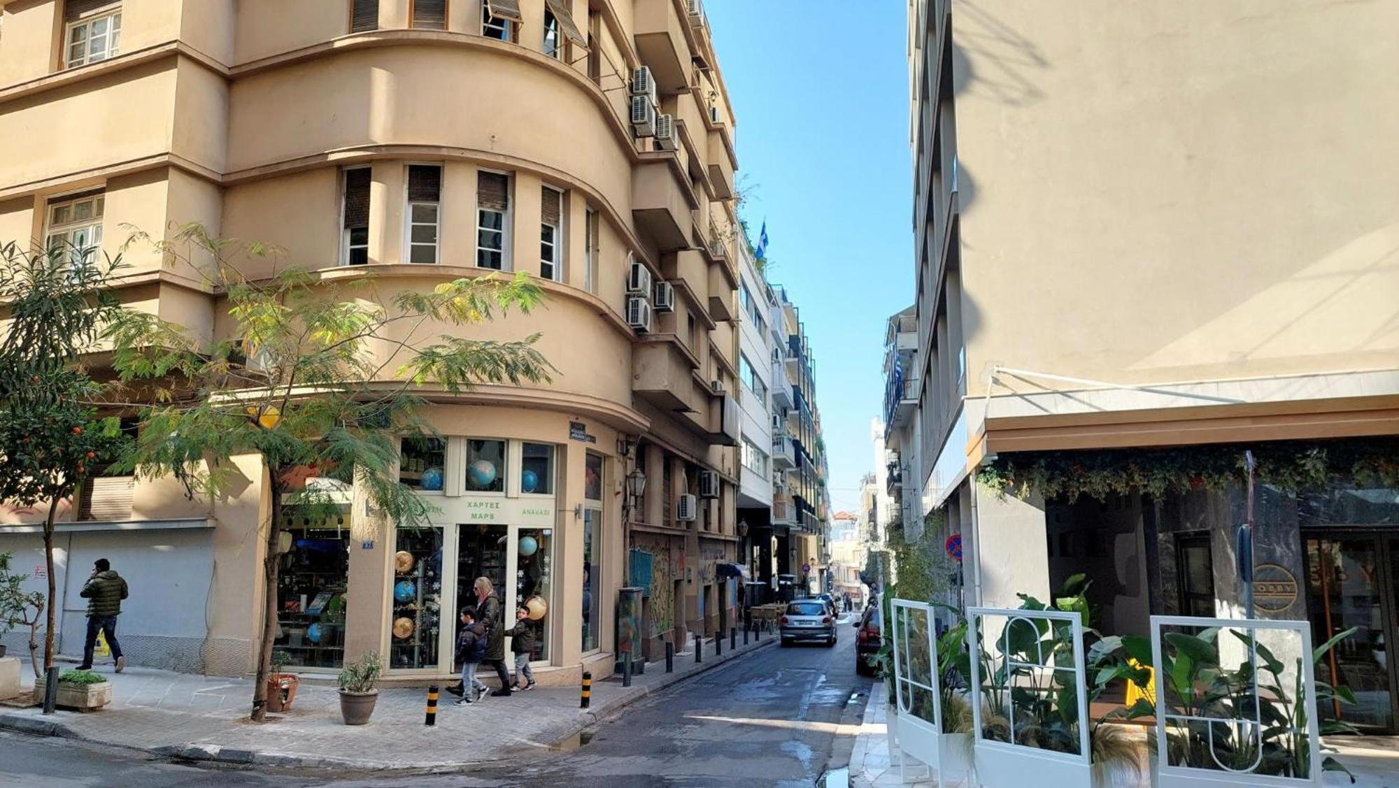 Cozy Apartment In Plaka Atene Esterno foto