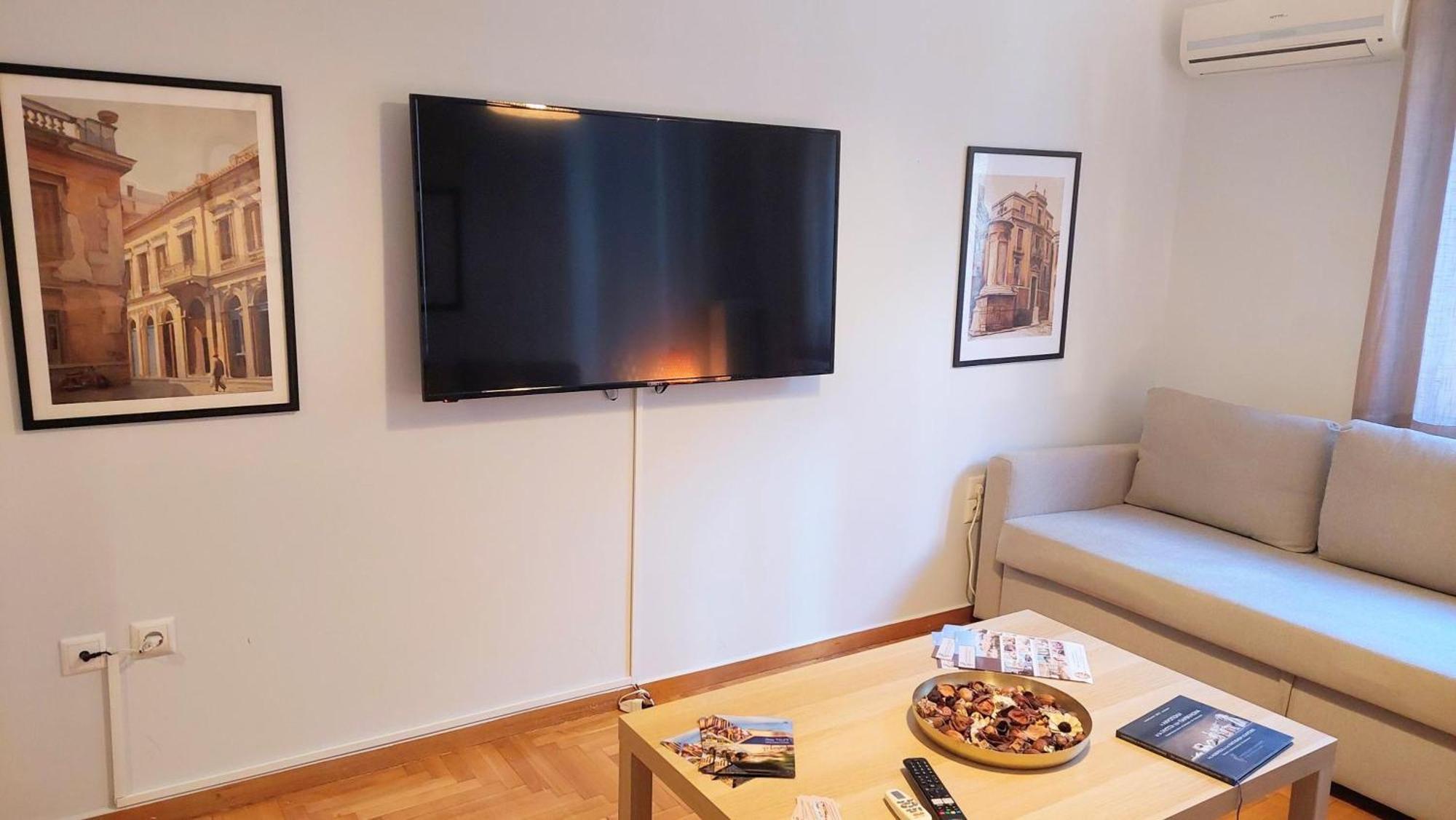 Cozy Apartment In Plaka Atene Esterno foto